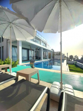 Villa Rosy Sunset